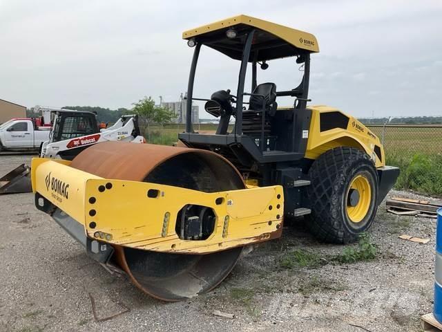 Bomag BW211D-5 Tek tamburlu silindirler