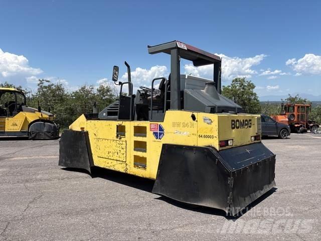 Bomag BW24R Pnömatik lastikli silindirler