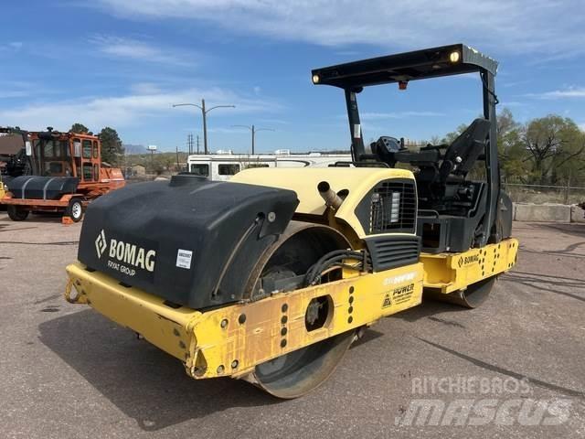 Bomag BW266AD Pnömatik lastikli silindirler