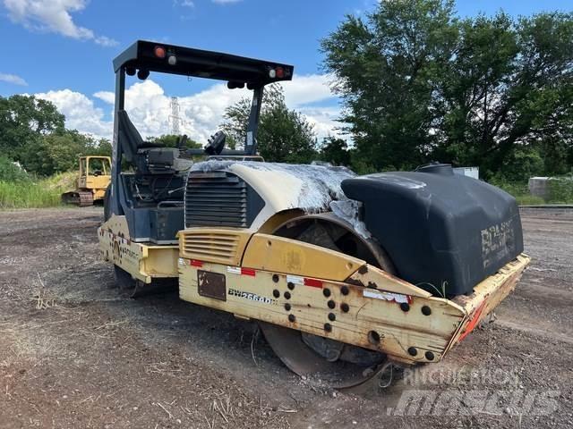 Bomag BW266AD Çift tamburlu silindirler