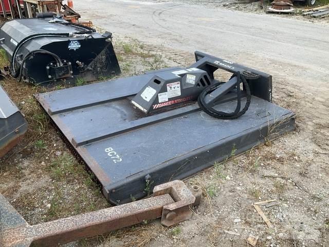 Bradco 15330 Mobil çim biçme makineleri