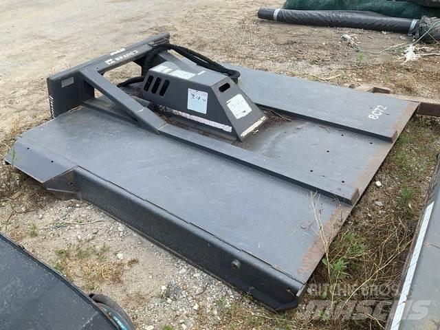 Bradco 15330 Mobil çim biçme makineleri