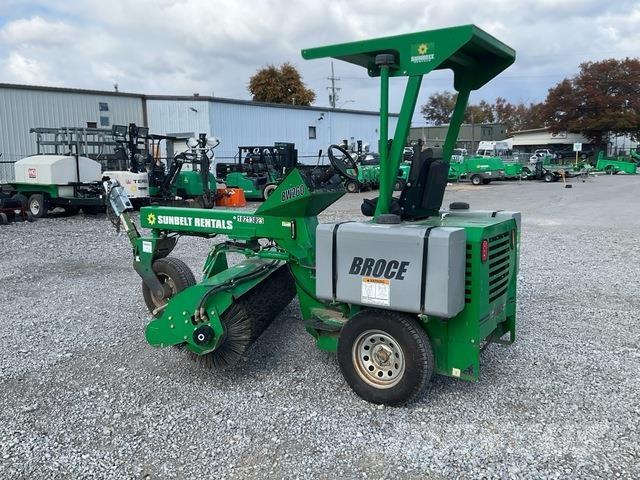 Broce BW260-8 İç mekan süpürme makineleri