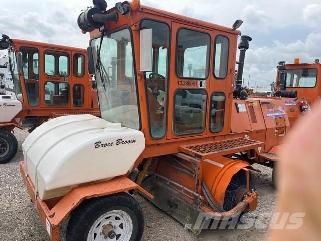 Broce CR350 İç mekan süpürme makineleri