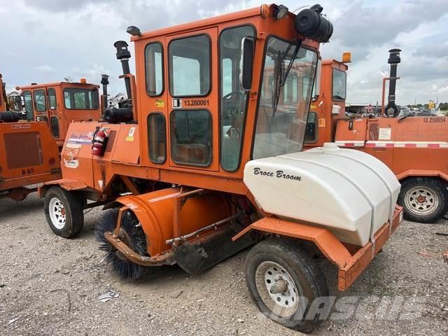 Broce CR350 İç mekan süpürme makineleri