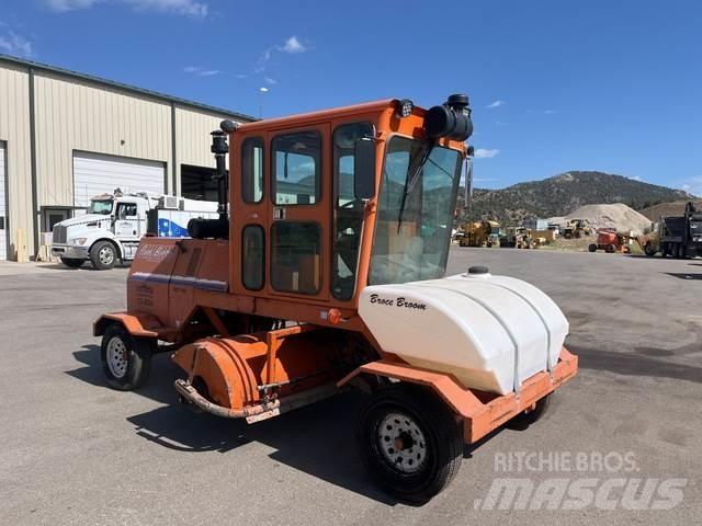 Broce RCT 350 İç mekan süpürme makineleri