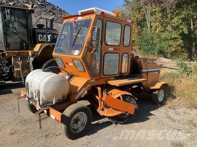 Broce RJ300 İç mekan süpürme makineleri