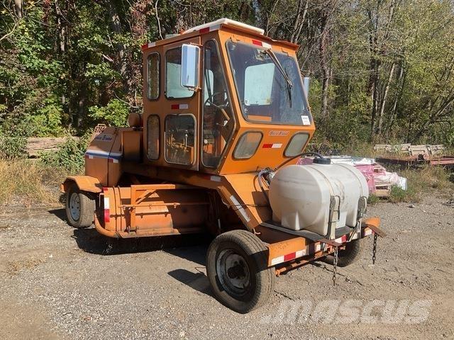 Broce RJ300 İç mekan süpürme makineleri