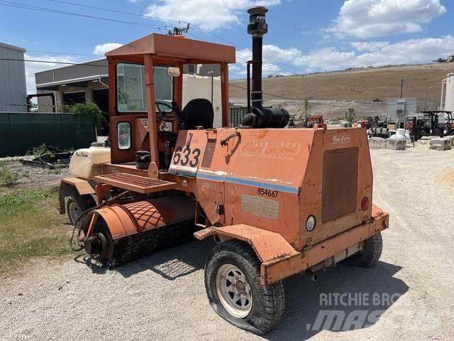Broce RJ350 İç mekan süpürme makineleri