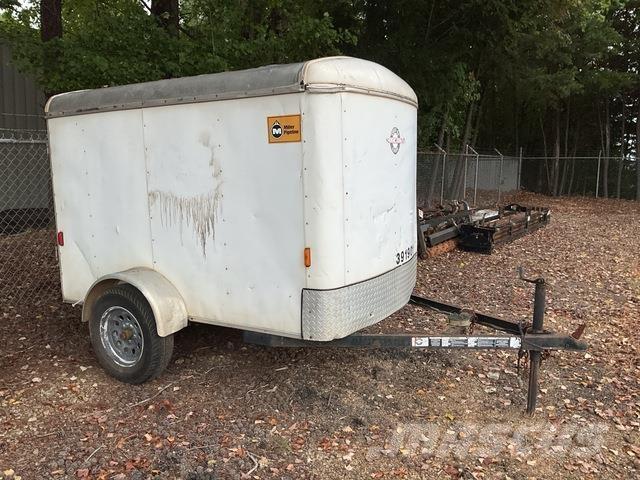  Carry-On Kapali kasa treylerler