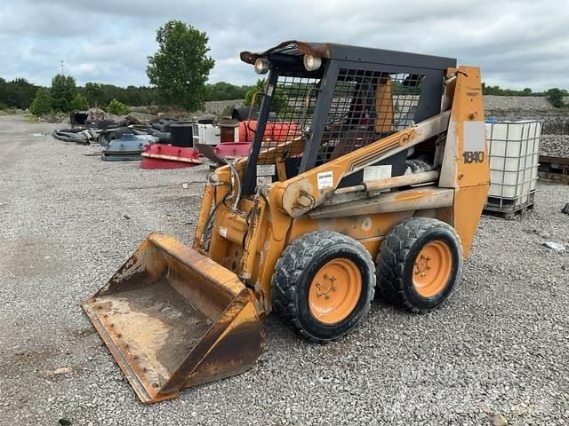CASE 1840 Skid steer loderler