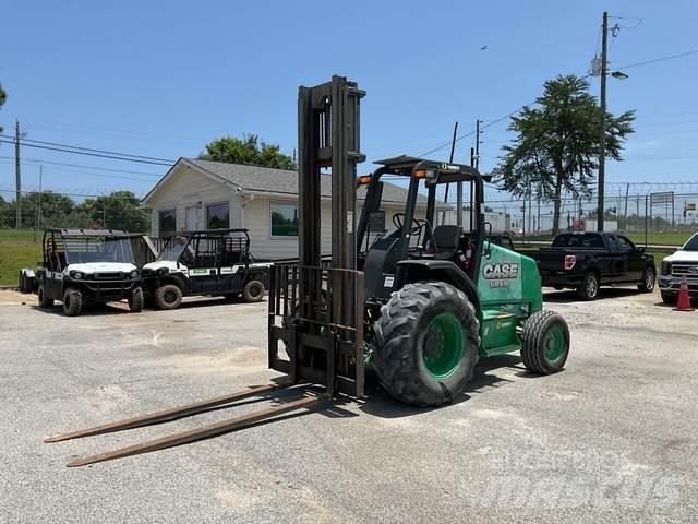 CASE 586H Arazi tipi forklift