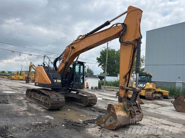 CASE CX235C SR Paletli ekskavatörler