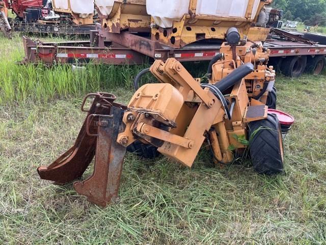 CASE Mini-S Diger