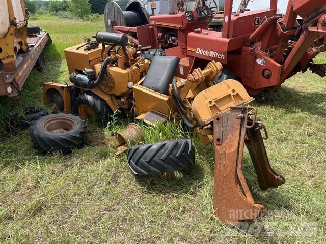 CASE Mini-S Diger