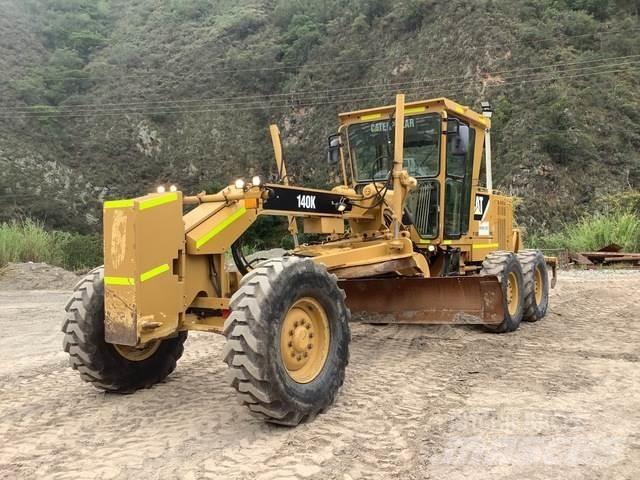 CAT 140K Greyderler
