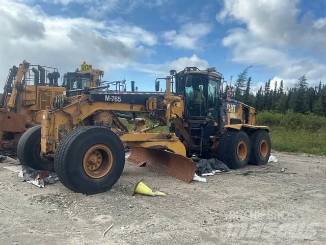 CAT 16M Greyderler