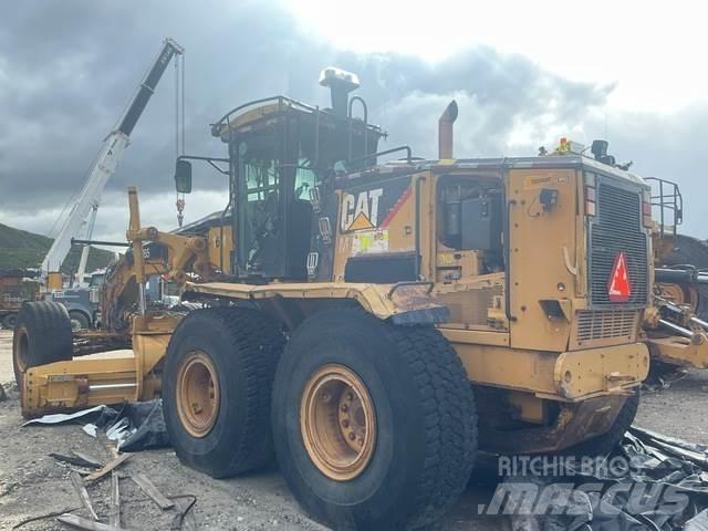 CAT 16M Greyderler