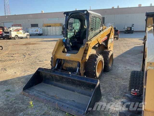 CAT 236D Skid steer loderler