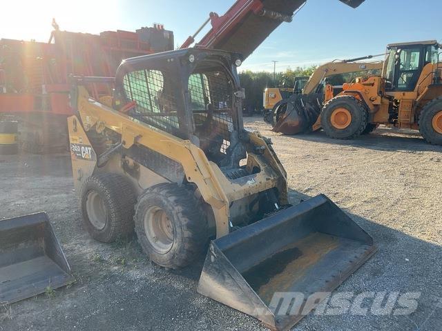 CAT 242D Skid steer loderler