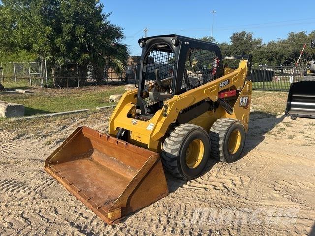 CAT 242D3 Skid steer loderler