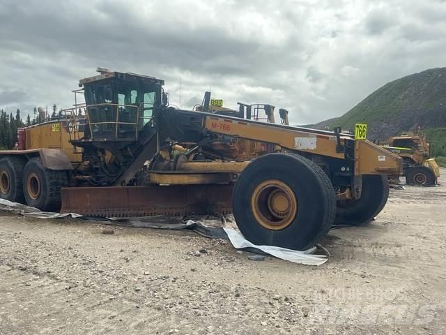 CAT 24M Greyderler