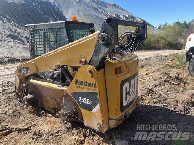 CAT 252B3 Skid steer loderler