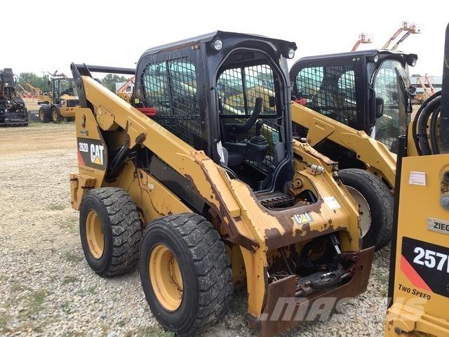 CAT 262D Skid steer loderler