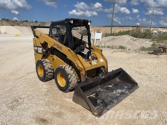 CAT 262D Skid steer loderler
