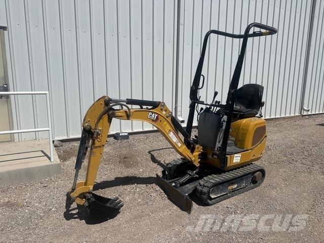 CAT 300.9D Paletli ekskavatörler