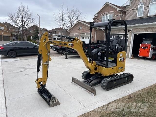 CAT 301.7 CR Paletli ekskavatörler