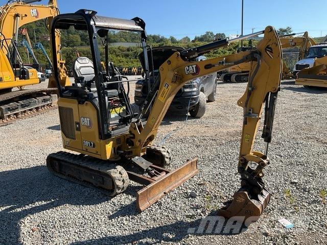 CAT 301.7CR Paletli ekskavatörler