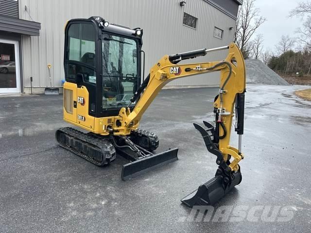 CAT 301.8 Paletli ekskavatörler