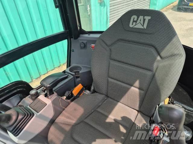 CAT 301.8 Mini ekskavatörler, 7 tona dek