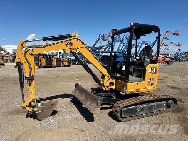 CAT 302.7 Paletli ekskavatörler