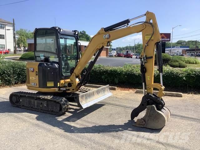 CAT 303.5 CR Paletli ekskavatörler