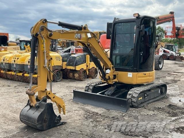 CAT 303.5E2 CR Paletli ekskavatörler