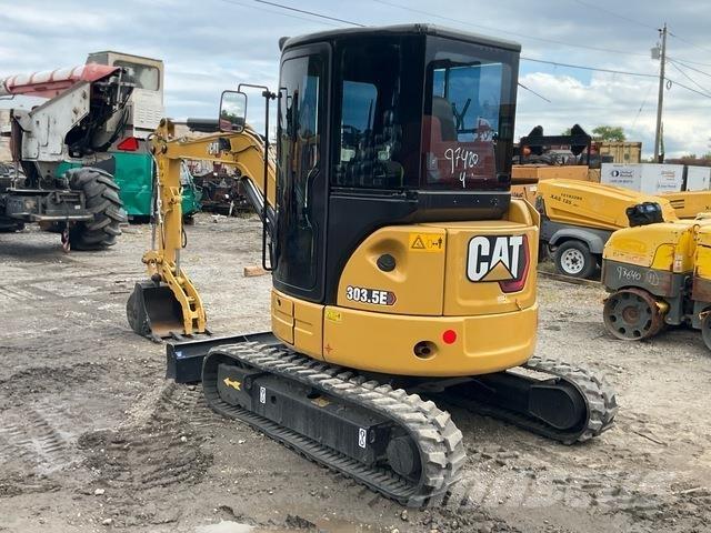 CAT 303.5E2 CR Paletli ekskavatörler