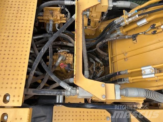 CAT 320 Paletli ekskavatörler