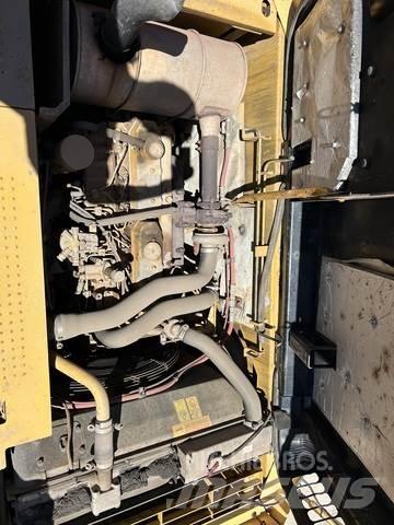 CAT 320D Paletli ekskavatörler