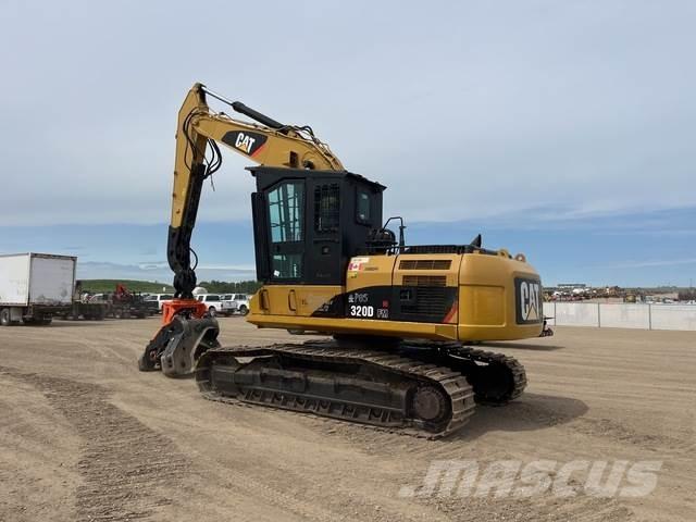 CAT 320DFM Odun kirma, yarma ve dograma makinasi