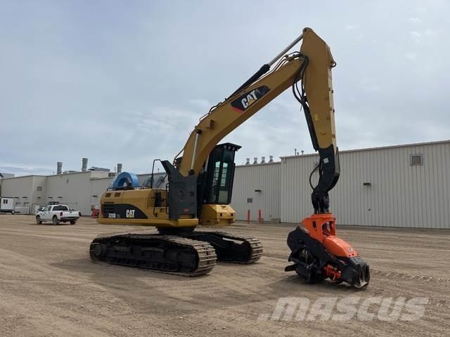 CAT 320DFM Odun kirma, yarma ve dograma makinasi