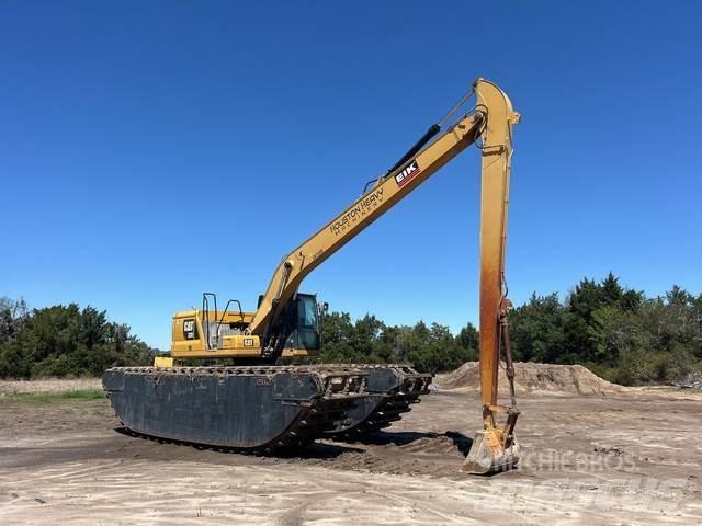 CAT 320E Paletli ekskavatörler