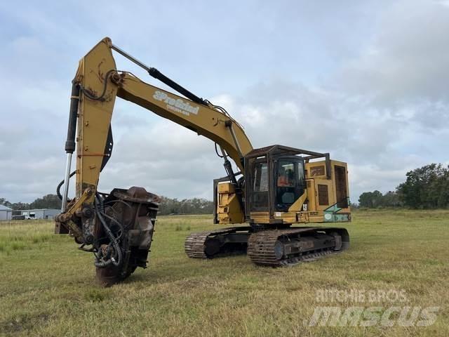 CAT 321D Paletli ekskavatörler