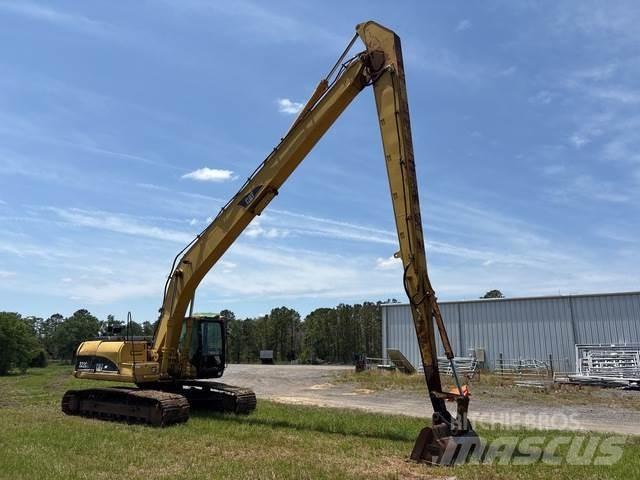 CAT 322CL Paletli ekskavatörler
