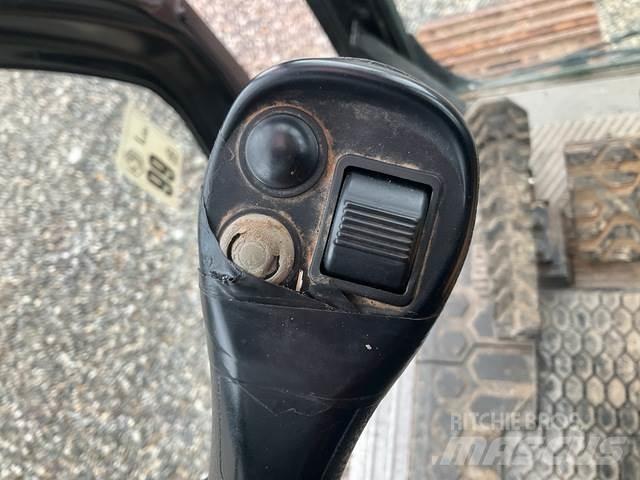 CAT 323 Paletli ekskavatörler