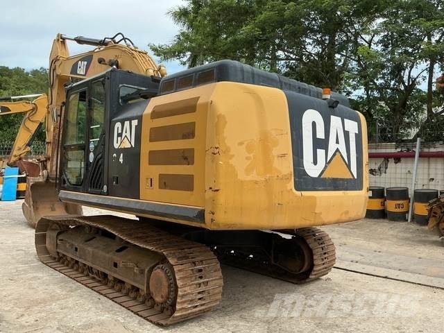 CAT 324E Paletli ekskavatörler