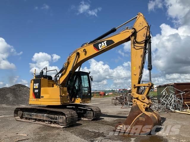 CAT 325FLCR Paletli ekskavatörler