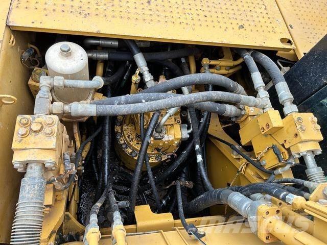 CAT 329DL Paletli ekskavatörler