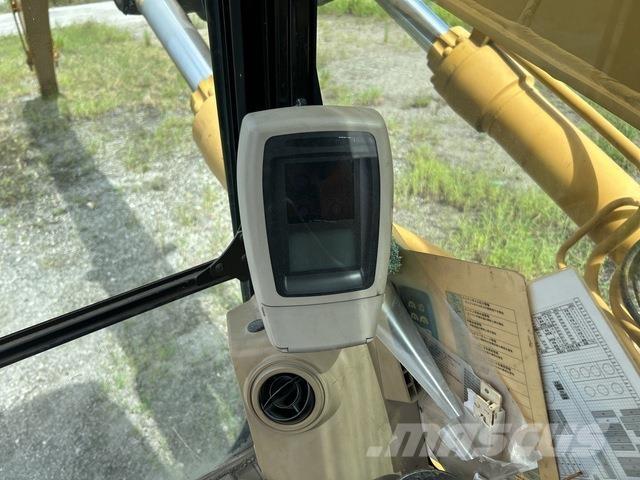 CAT 330 CL Paletli ekskavatörler